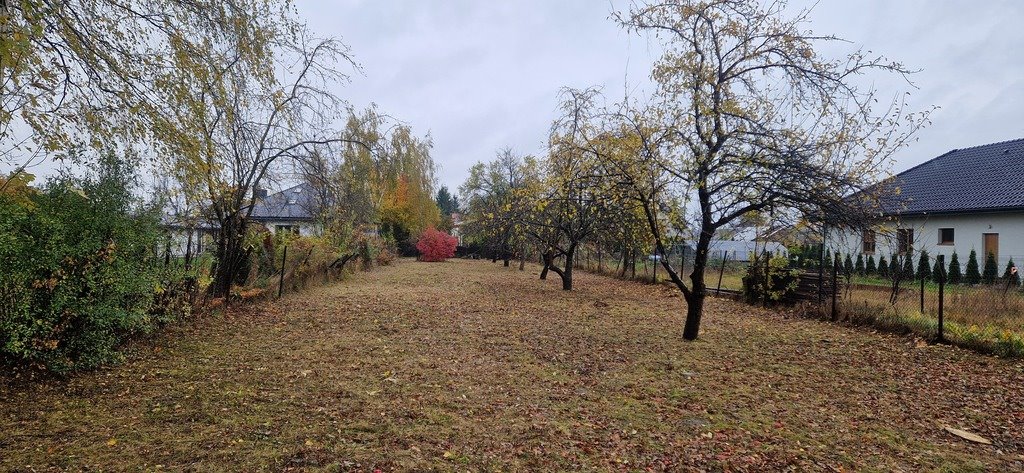 Działka 1092 m² z warunkami zabudowy, spokojna okolica Piotrków Trybunalski, Grabska  1 092m2 Foto 1