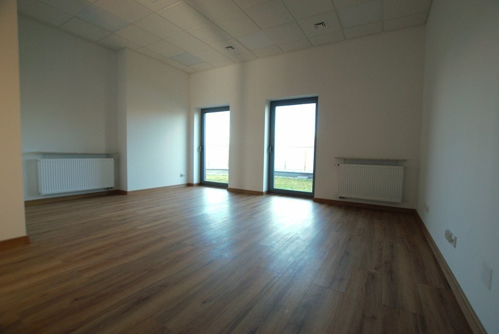 Lokal użytkowy na wynajem Kielce, Pod Telegrafem  103m2 Foto 3