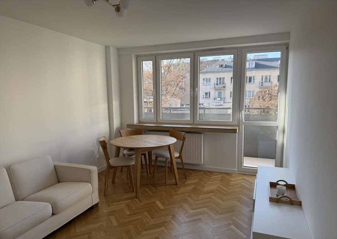 Nowoczesne 3-pokojowe mieszkanie z balkonem i piwnicą: Warszawa Śródmieście: ul. Mokotowska