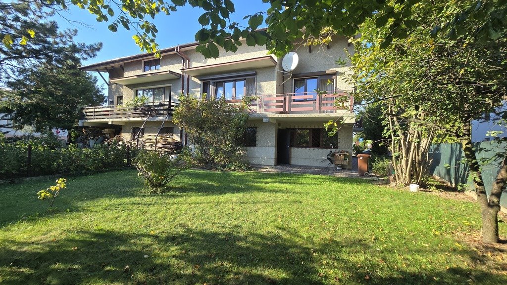 Zapraszam do obejrzenia domu 254 m² z garażem i dużą działką Tarnów  254m2 Foto 1