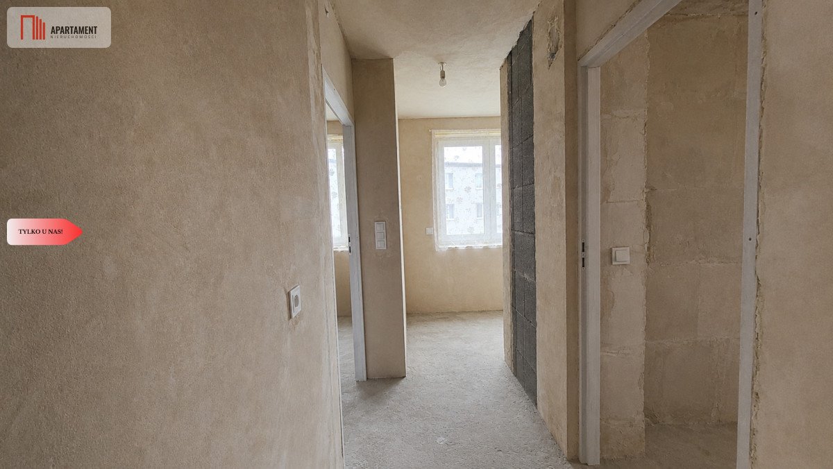 Na sprzedaż 2-pokojowe mieszkanie z potencjałem i budynkiem gospodarczym Ślesin  50m2 Foto 1