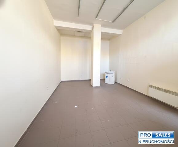 Lokal użytkowy na wynajem Opole  27m2 Foto 1