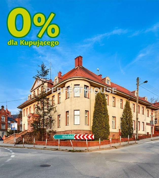Lokal z historią i dużą działką, inwestycja - polecam!: Nowa Ruda: Niepodległości