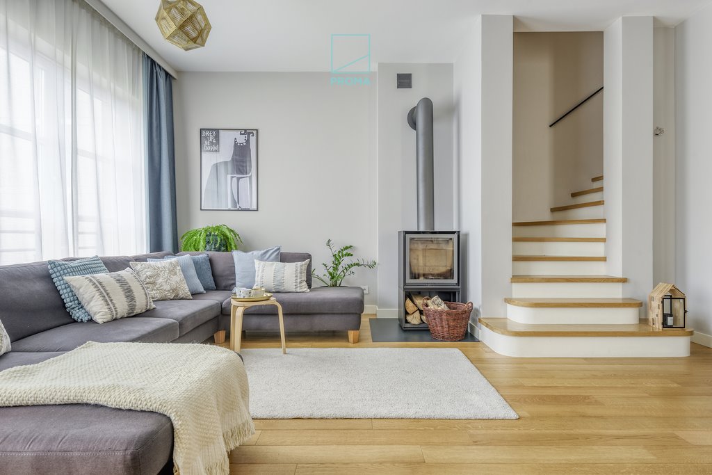 Przestronny dom 188 m² po remoncie, 4 sypialnie, garaż Warszawa, Wawer, Las  188m2 Foto 1
