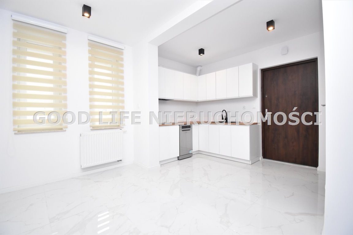 Mieszkanie trzypokojowe na sprzedaż Krasne  40m2 Foto 1