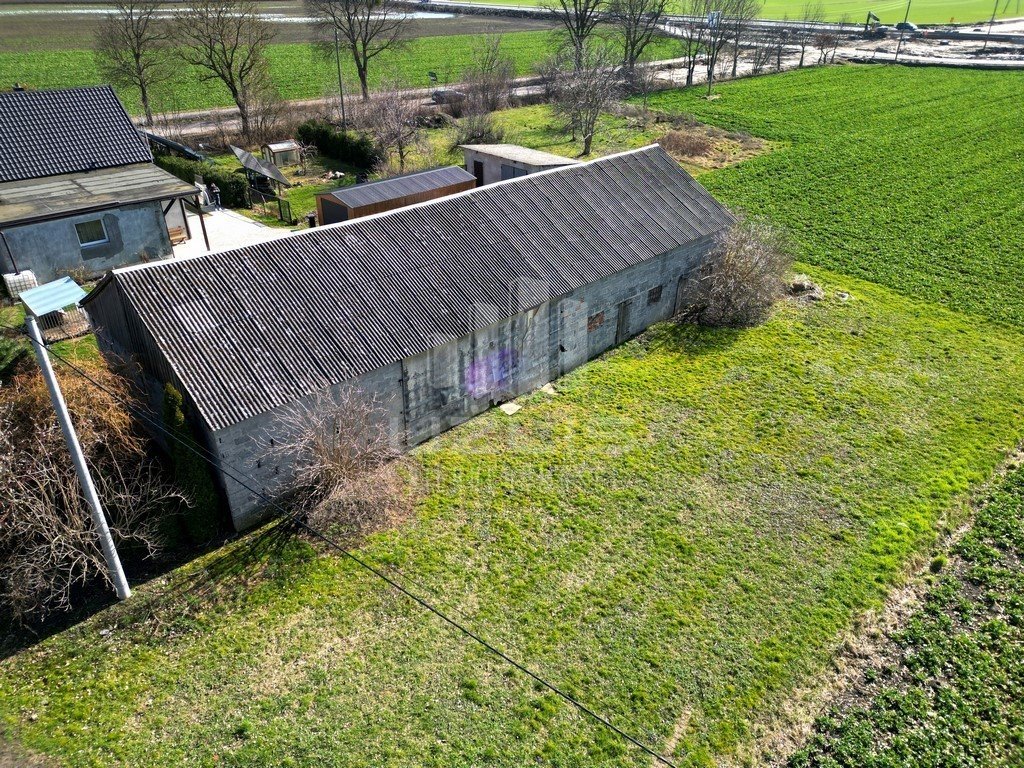 Magazyn i biuro 276m2 z dużym potencjałem w Kończewicach Kończewice  276m2 Foto 1