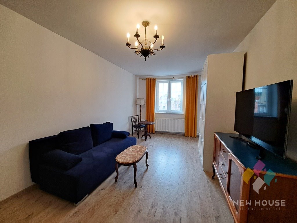 Pokój na starówce z widokiem na rynek - 23 m2. Olsztyn, Stare Miasto  23m2 Foto 1