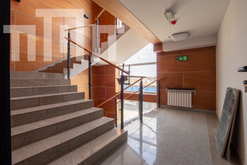 Lokal użytkowy na wynajem Głogów Małopolski, Złota  2 300m2 Foto 1