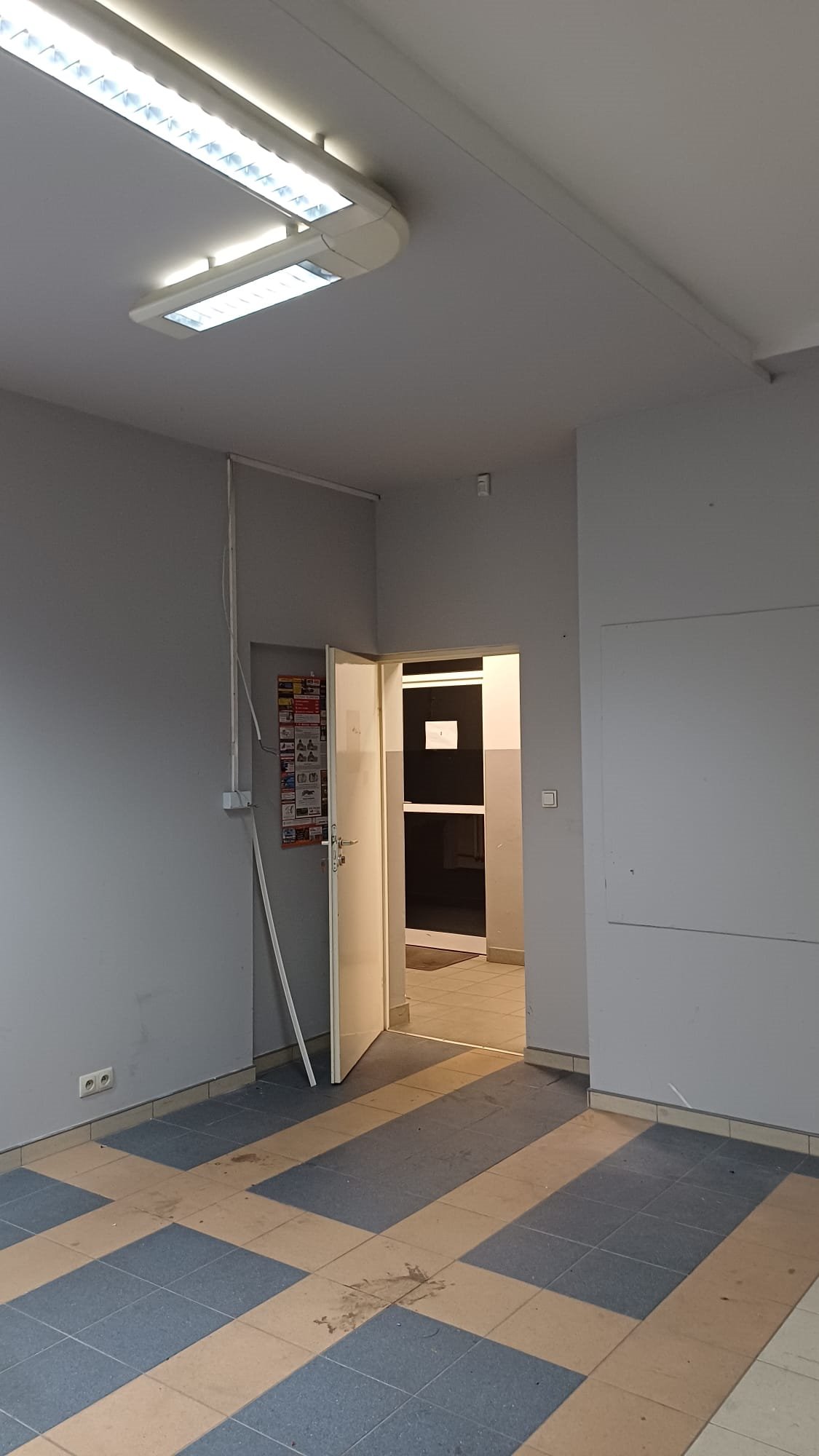 Biuro 44,9 m² w Będzinie - bez prowizji polecam Będzin, Będzin, Kościuszki 112  45m2 Foto 1