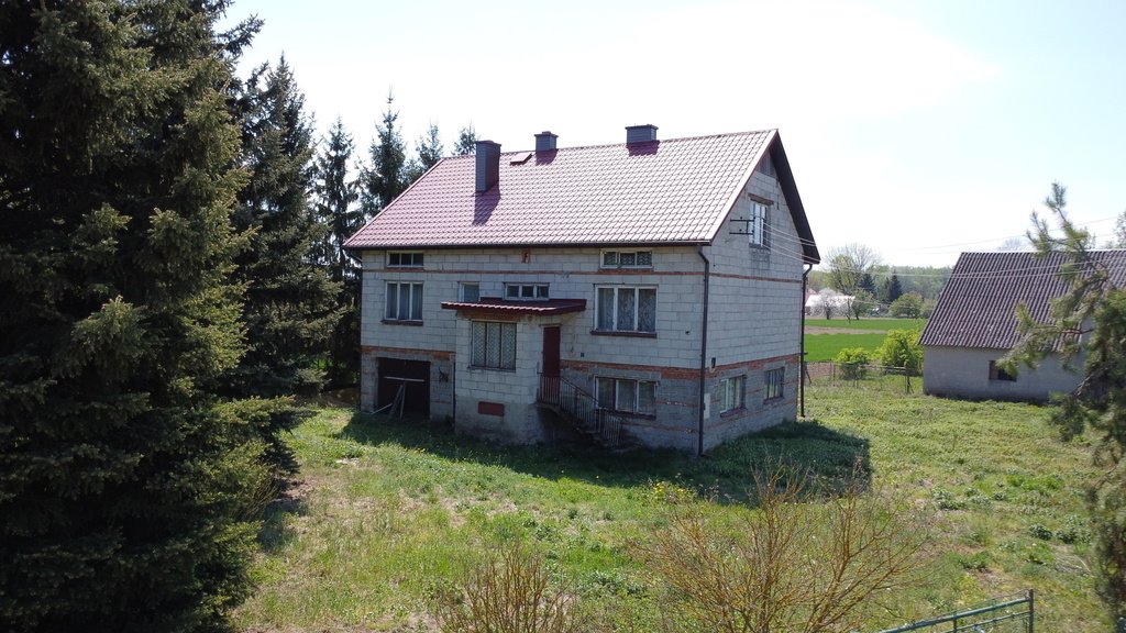 Dom z dużą działką 46 arów, wymaga remontu - polecam! Janikowice  125m2 Foto 1