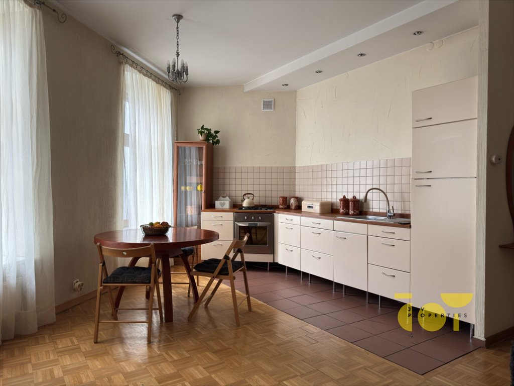 Zapraszam do przestronnego 3-pokojowego mieszkania 84 m² w kamienicy Łódź, Polesie, 1 Maja  84m2 Foto 1