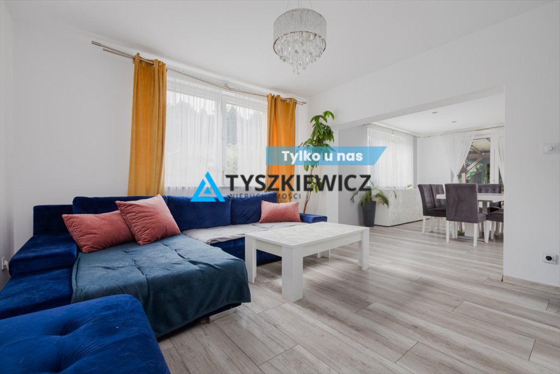 Wyjątkowy dom bliźniaczy z 3 niezależnymi mieszkaniami, ogród i garaż Wejherowo, Obrońców Westerplatte  242m2 Foto 1