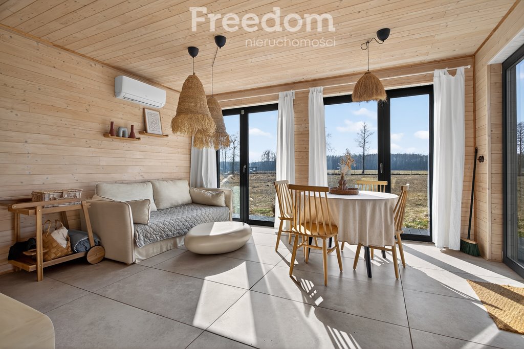 Sprzedam nowoczesny domek z rozbudową na dużej działce 7000 m² Łąkie, Główna  35m2 Foto 1