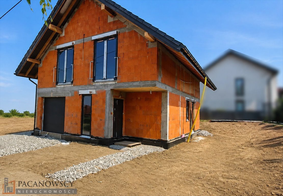 Do sprzedania przestronny dom 151 m² z garażem w Bibicach Bibice  152m2 Foto 1