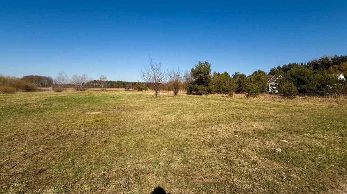 Działka inwestycyjna 3977 m² z dostępem do jeziora Kłecko  3 977m2 Foto 1