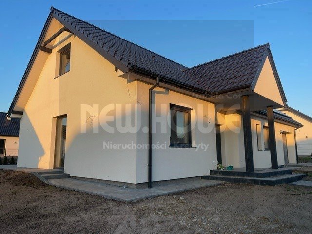 Nowoczesny dom 132 m² z dużym poddaszem i ogrodem Kobylanka  132m2 Foto 1
