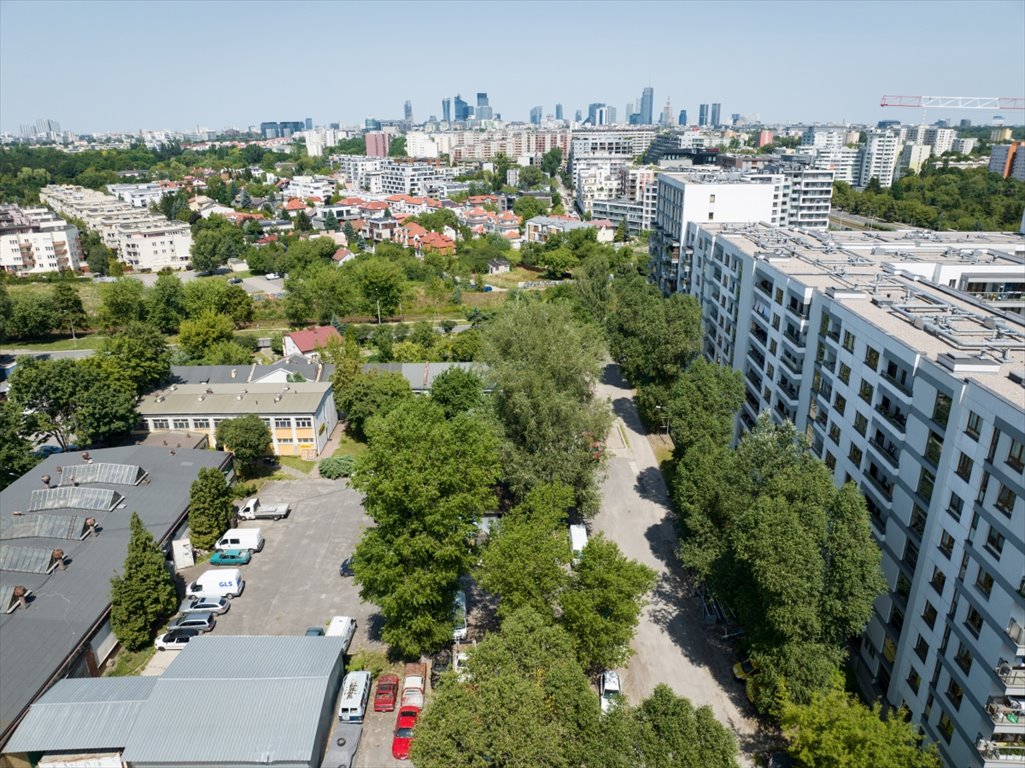 Lokal biurowy 11,93 m² w Warszawie (Włochy, Instalatorów) Warszawa, Włochy, Instalatorów 3B  12m2 Foto 1
