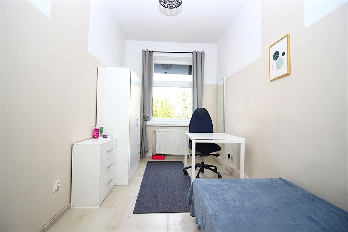 Pokój do wynajęcia w Zabrzu, 16 m2, blisko komunikacji Zabrze, gen. Charlesa de Gaulle'a  16m2 Foto 1