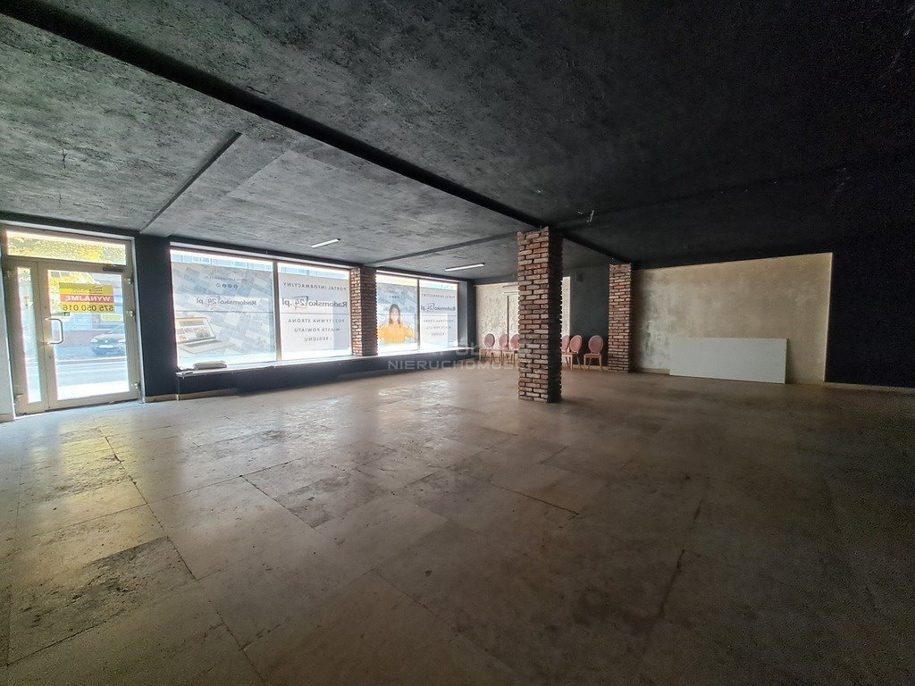 Lokal użytkowy na wynajem Radomsko, Krakowska  130m2 Foto 2