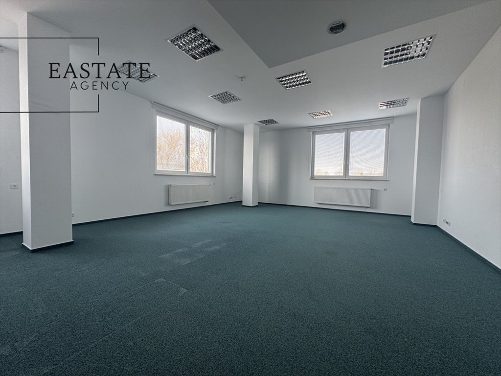 Funkcjonalny biuro 285 m² z własnym zapleczem i parkingiem Warszawa, Włochy, Trzcinowa  285m2 Foto 1