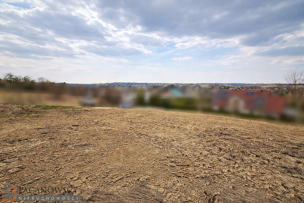 Widokowa działka 949 m² z prądem i dojazdem asfaltowym Pękowice  949m2 Foto 1