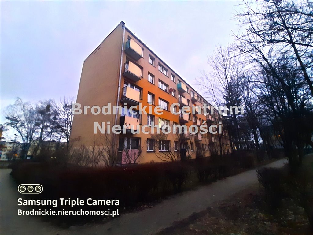 Mieszkanie czteropokojowe  na sprzedaż Brodnica, Brodnica  58m2 Foto 1