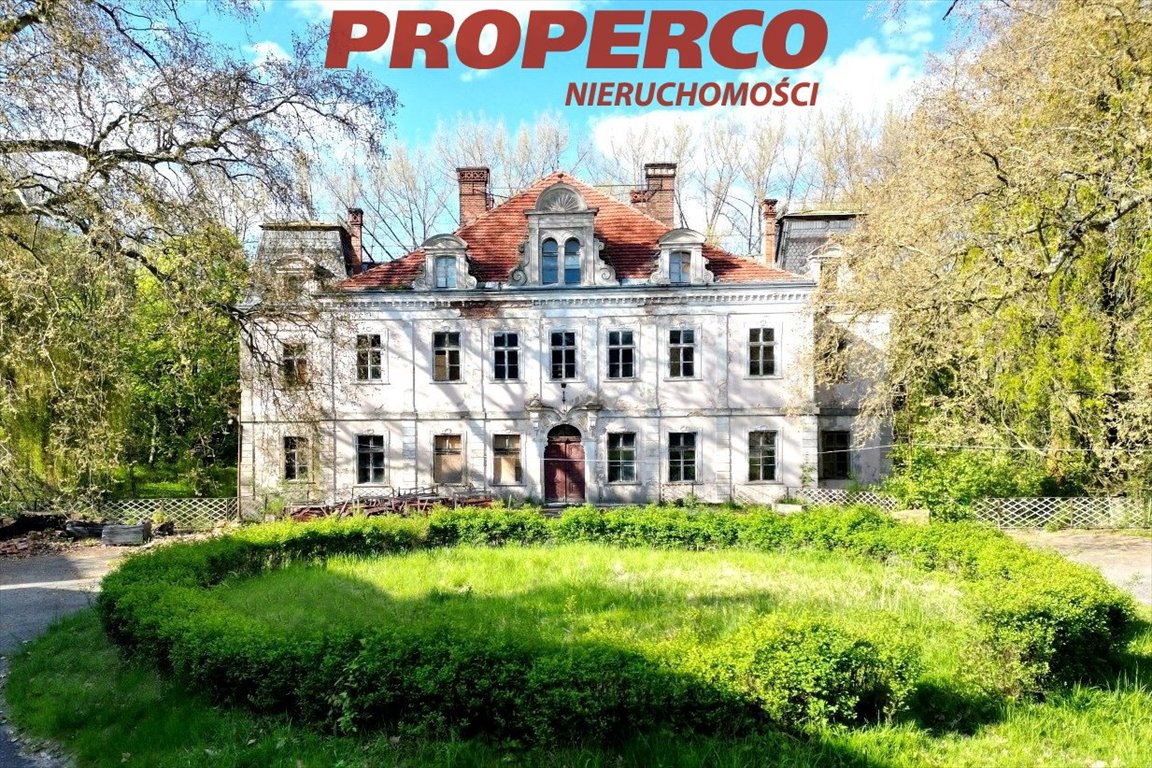 XVII-wieczny pałac z 6 salami balowymi i parkiem 13 ha Kromolin, Szczepów  3 500m2 Foto 1