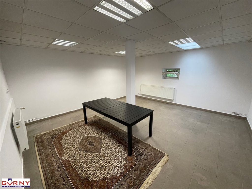 Lokal użytkowy na wynajem Piotrków Trybunalski  65m2 Foto 1