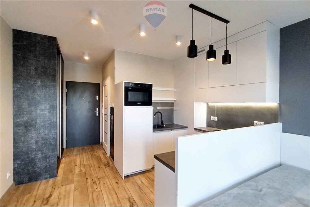 Nowoczesne 22,7 m² w centrum Łodzi z windą i pełnym wyposażeniem Łódź, Śródmieście, Jana Kilińskiego  23m2 Foto 1