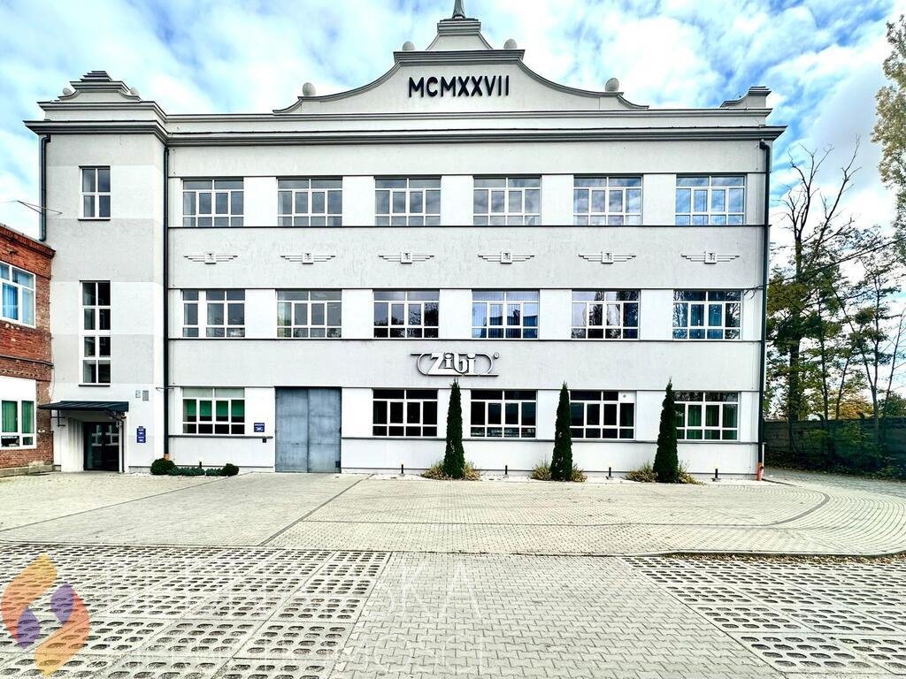 Polecam nowoczesne biuro 558 m² w zabytkowym budynku w Sochaczewie Sochaczew  456m2 Foto 1