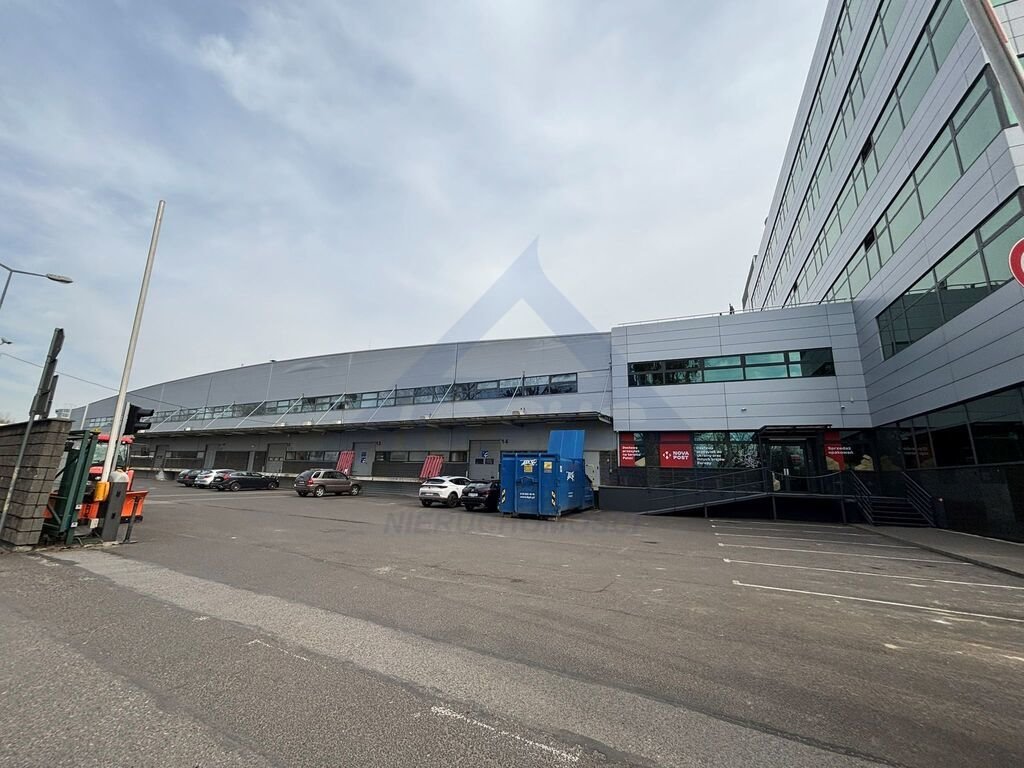 Magazyn 1115 m² z rampami i biurami na Woli - polecam! Warszawa, Wola  1 115m2 Foto 1