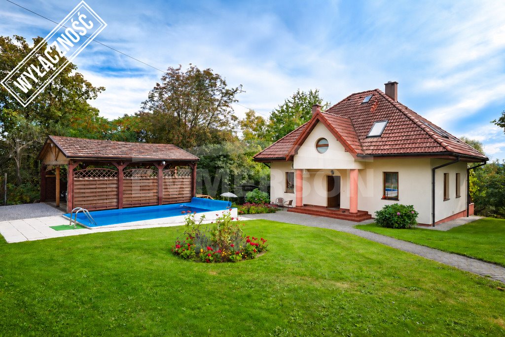 Sprzedam dom z basenem i dużym tarasem w Sierczy Siercza  200m2 Foto 1