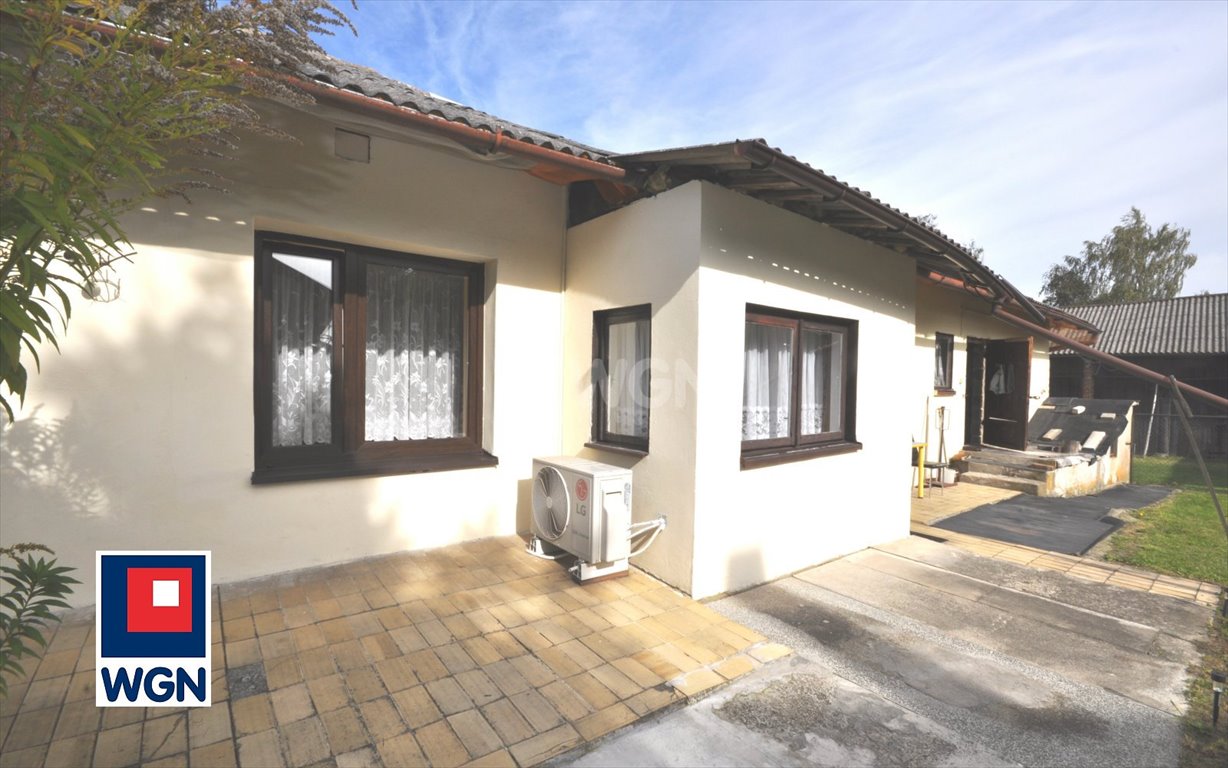 Polecam dom z dużą działką 7246 m² w Radomsku Radomsko, Krańcowa  60m2 Foto 1