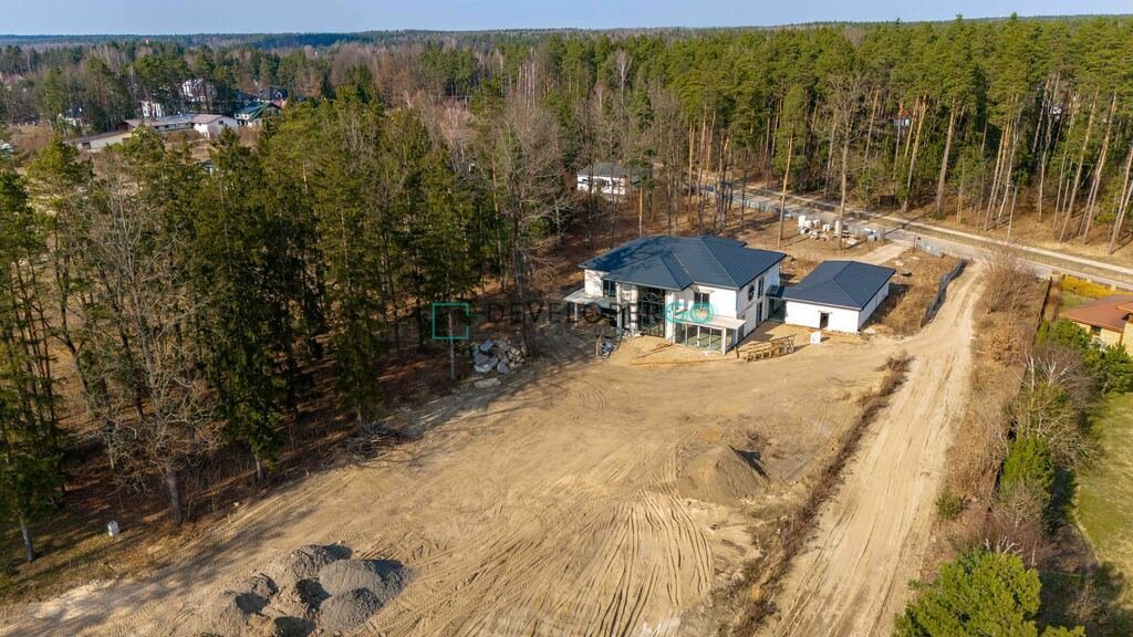 Działka 2700m² z WZ, media przy drodze, spokojna okolica Niewodnica Kościelna  2 700m2 Foto 1