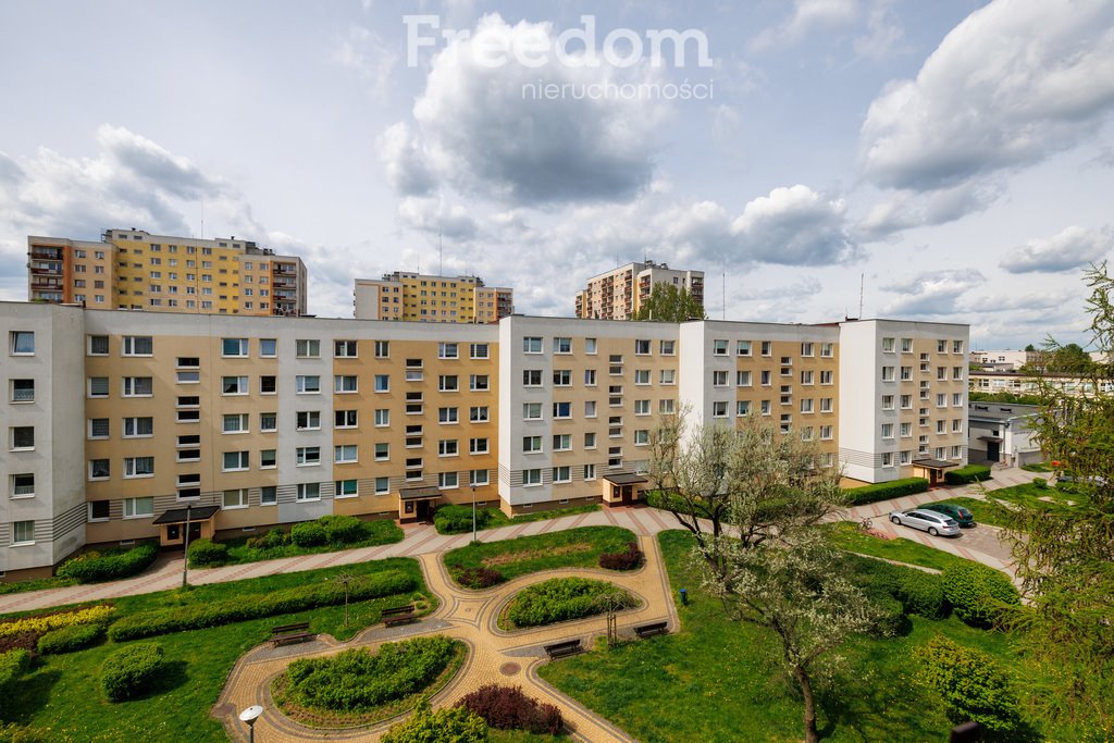 Mieszkanie trzypokojowe na sprzedaż Częstochowa, Kosmowskiej  59m2 Foto 6