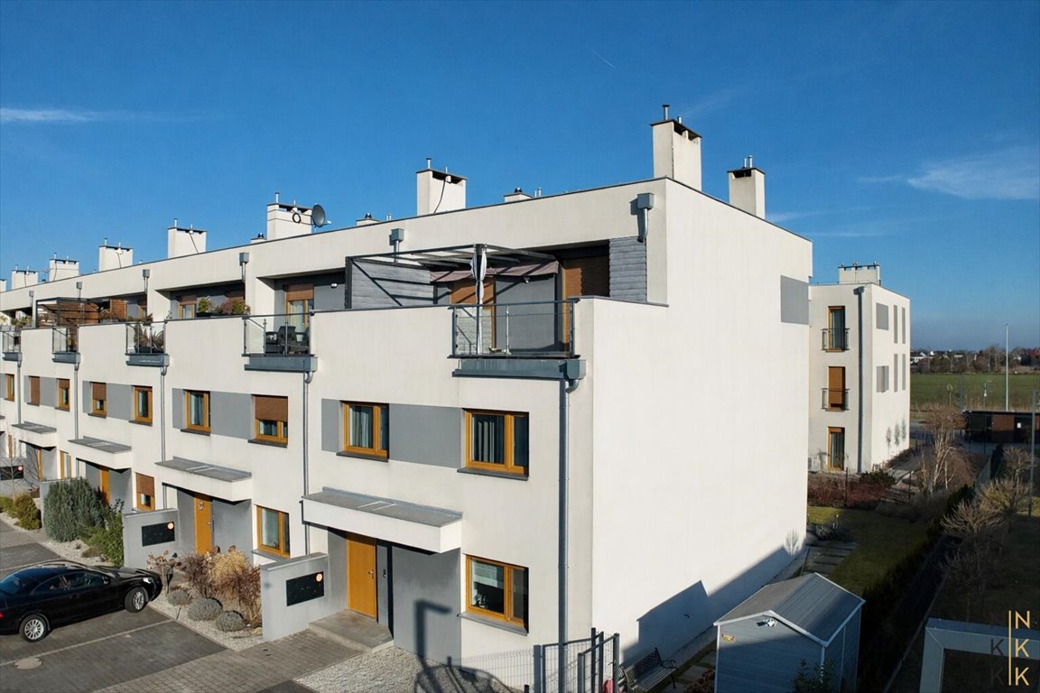 Przestronne dwupoziomowe mieszkanie 98 m2 z tarasem i parkingiem Bielany Wrocławskie, Błękitna  98m2 Foto 1