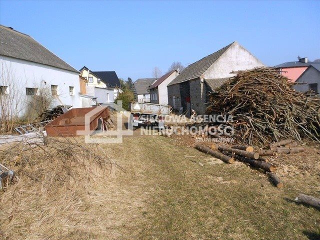 Działka z domem 2500 m² w Niepoczowicach, media, plan Niepoczołowice  2 500m2 Foto 1