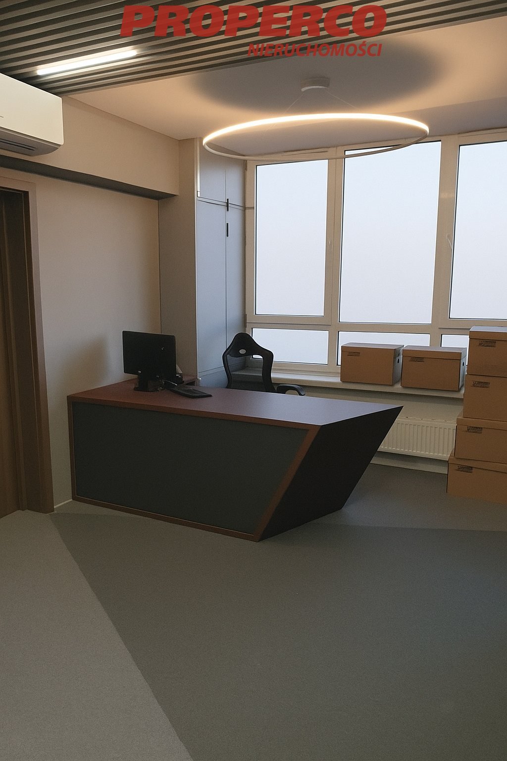 Magazyn na sprzedaż 3 383 m2 z biurem i infrastrukturą Kielce  3 383m2 Foto 1