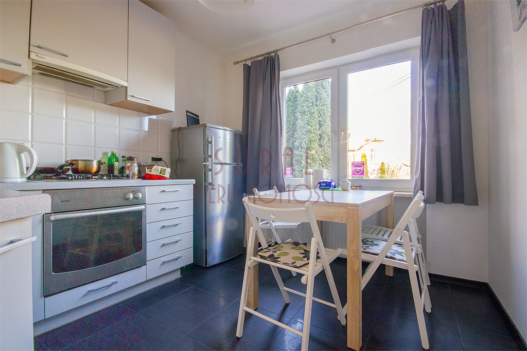 Dwa domy z 17 pokojami, hostel, blisko metra Słodowiec Warszawa, Bielany, Hostel/ dwa domy / 17 pokoi / metro Słodowiec  440m2 Foto 1