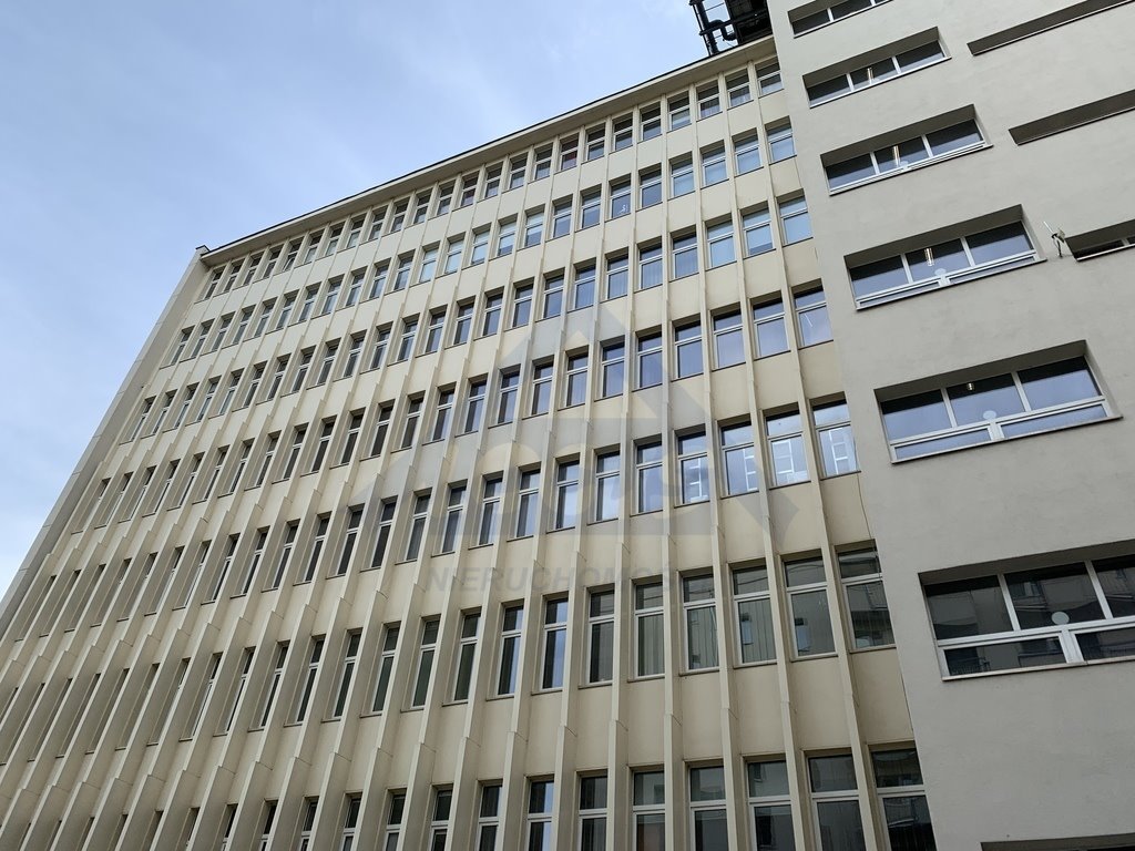 Nowoczesny biurowiec 150 m2 w centrum Warszawy z klimatyzacją Warszawa, Śródmieście  150m2 Foto 1