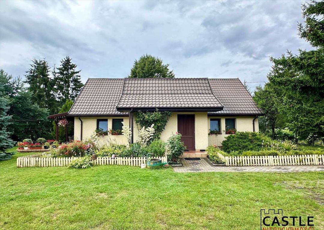 Urokliwy dom z dużą działką i stodołą w Krajkowie Krajkowo, Krajkowo  120m2 Foto 1