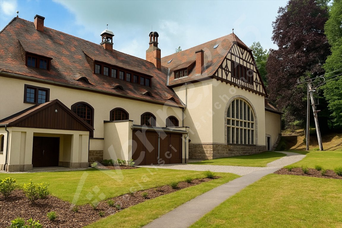 Sprzedam przestronny budynek 2060 m² z potencjałem w Karpaczu Kowary  2 061m2 Foto 1