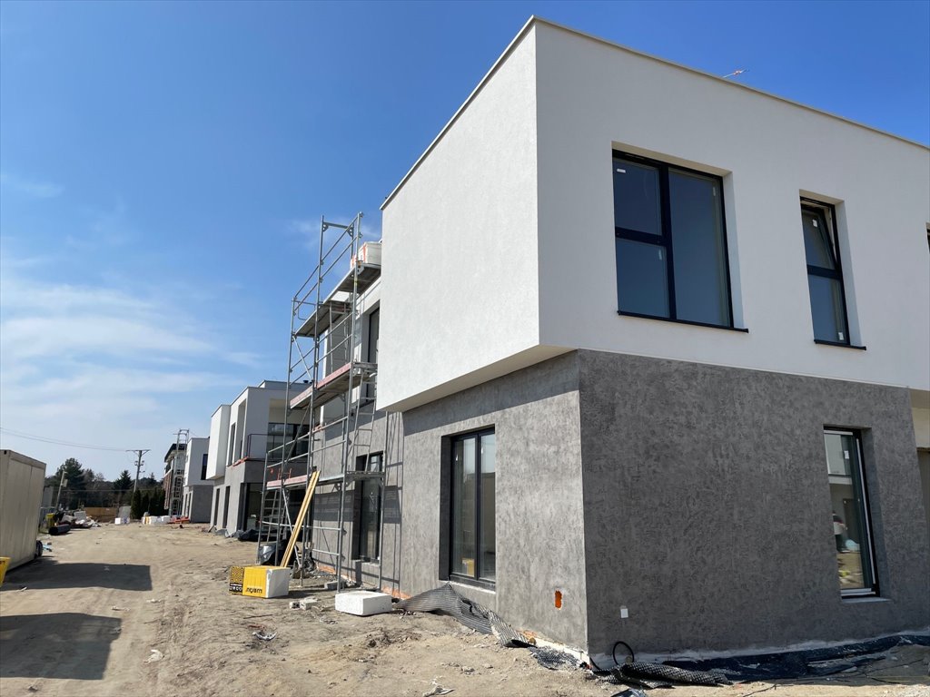 Mieszkanie trzypokojowe na sprzedaż Lesznowola, Lesznowola  58m2 Foto 1