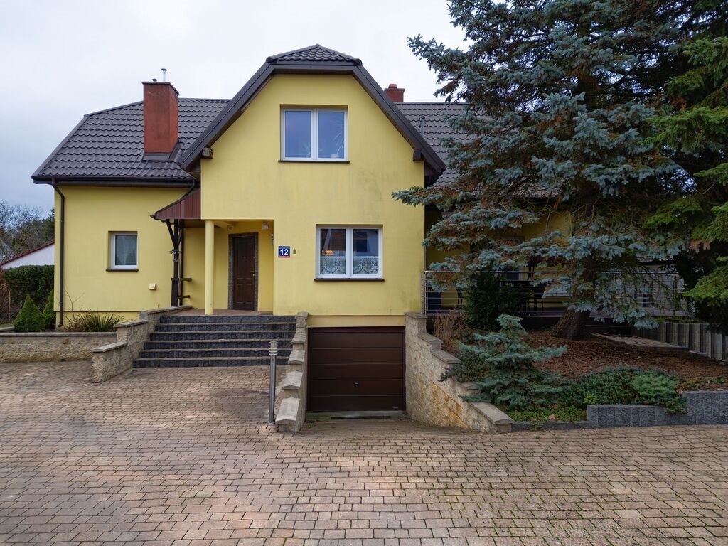 Dom 7 pokoi z ogrodem, blisko komunikacji, 140 m2 Dziekanów Leśny, Jana Brzechwy  140m2 Foto 1