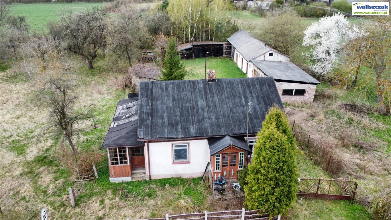 Do sprzedania urokliwe siedlisko z dużą działką 5700 m² Honoratów  80m2 Foto 1