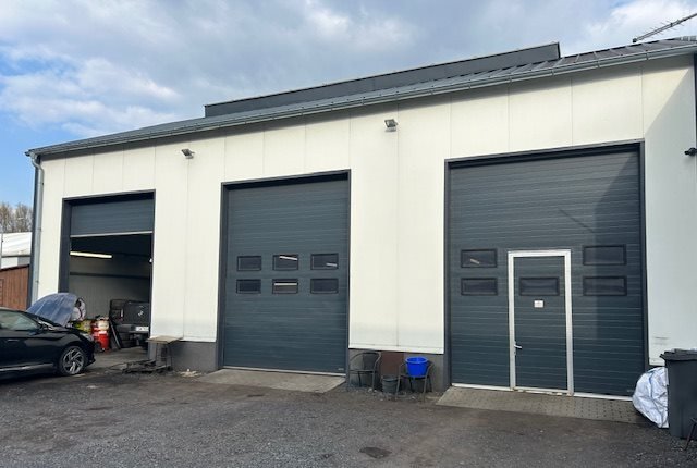 Wynajem warsztatu samochodowego z pełnym wyposażeniem i dużym zapleczem Świebodzin, Młyńska 33G  210m2 Foto 1