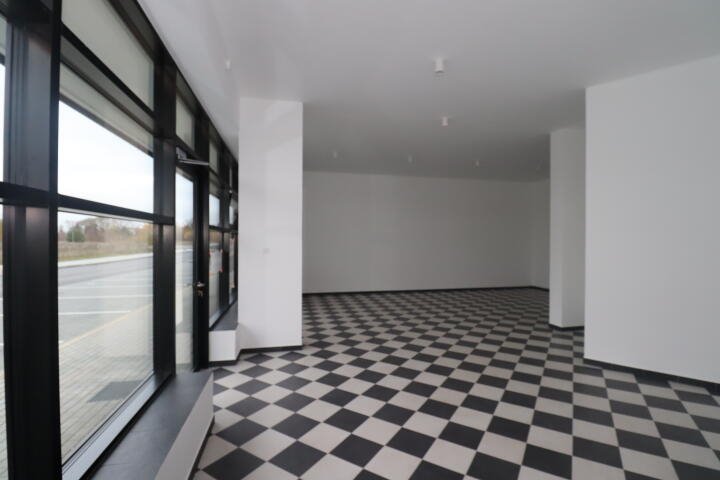 Nowoczesny lokal usługowy 71,62 m2 z witryną i miejscami parkingowymi Ostrołęka, Pomian, Żniwna  72m2 Foto 1