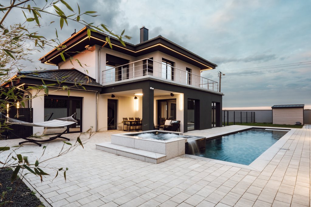 Sprzedam luksusową rezydencję 198 m² z prywatnym SPA i inteligentnym domem Gowarzewo  198m2 Foto 1