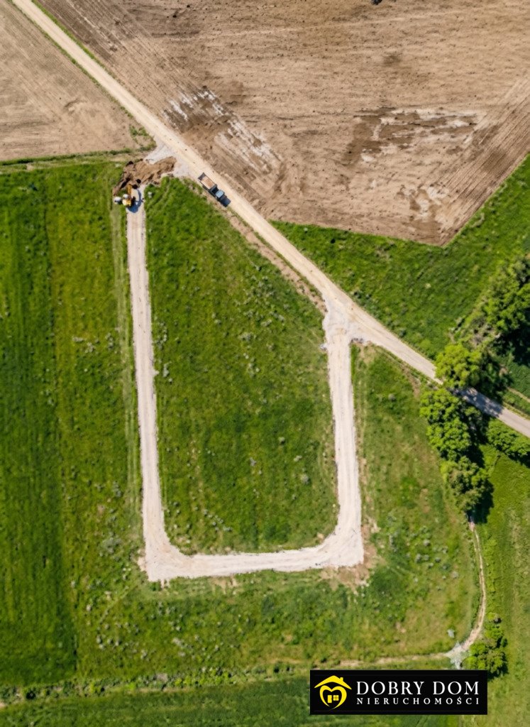 Sprzedam działkę z warunkami zabudowy w Jarnutach 824-2278 m² Jarnuty  840m2 Foto 1
