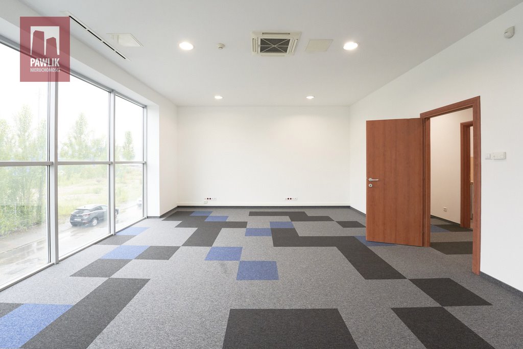 Lokal użytkowy na wynajem Łódź, Widzew, południowo - wschodniej części  135m2 Foto 1